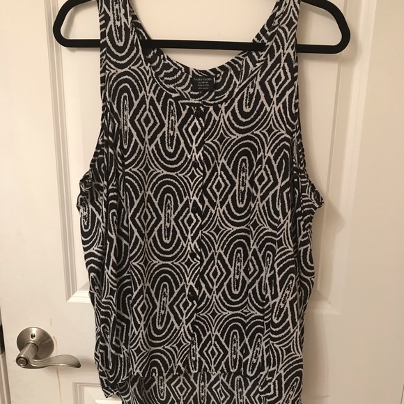 Black and white high low top - Picture 2 of 2